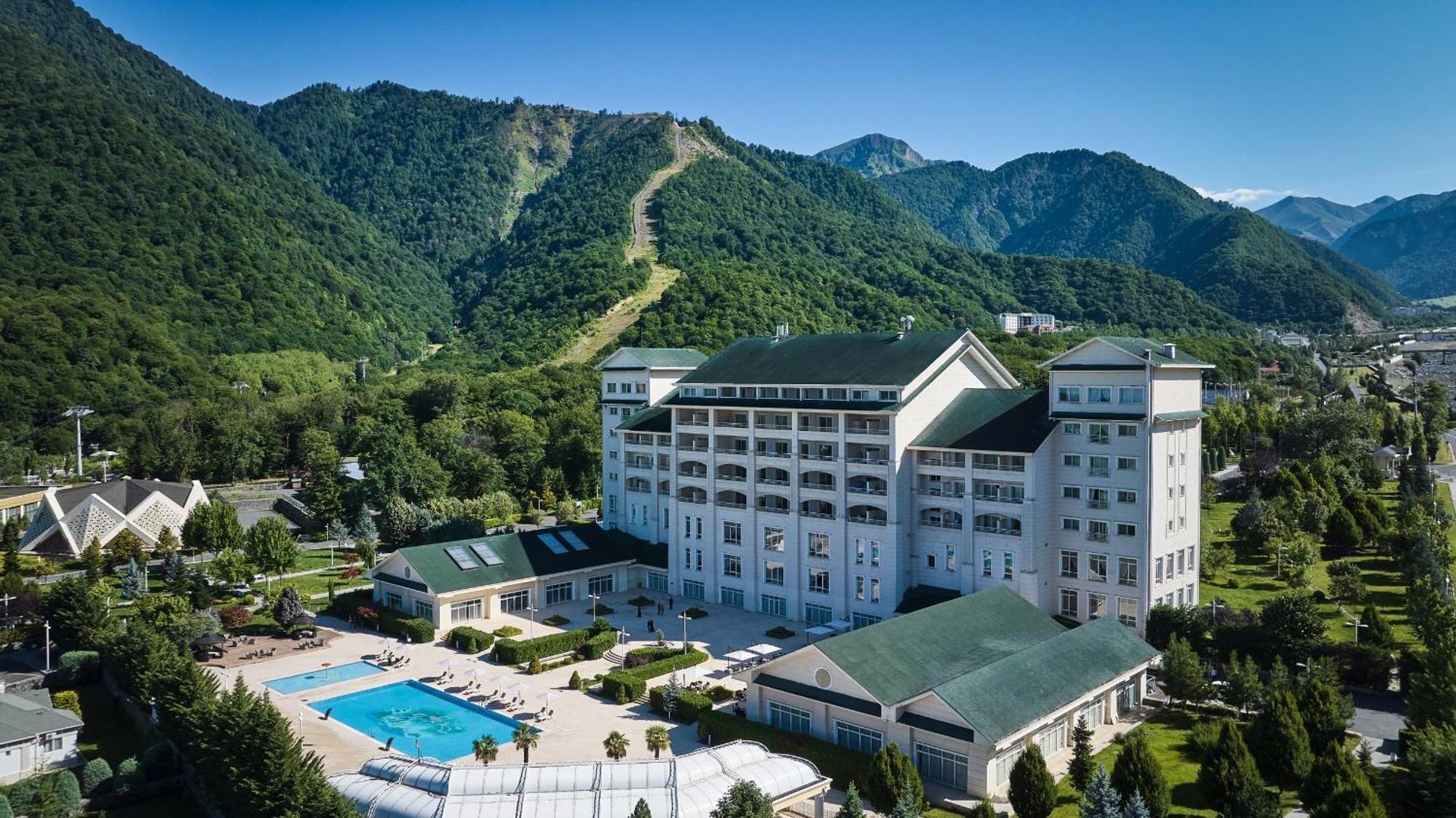 Qafqaz Riverside Hotel Gabala Exterior foto The hotel